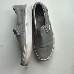 Woman’s vans size US 7